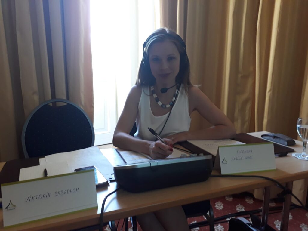 Interprétariat en parfumerie Laina Eleonora Translation