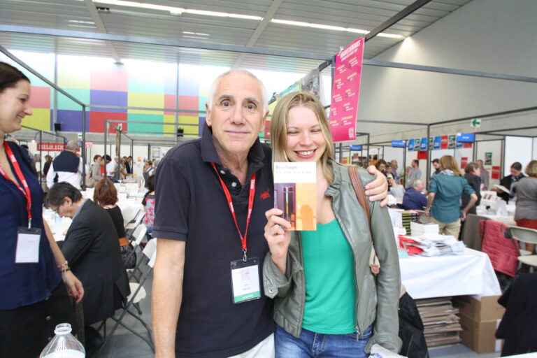 TRADUCTRICE ARTISTIQUE ET LITTERAIRE